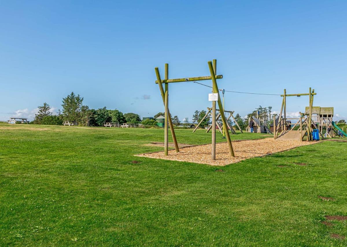 Waren Caravan Park แบมบะระ ภายนอก รูปภาพ
